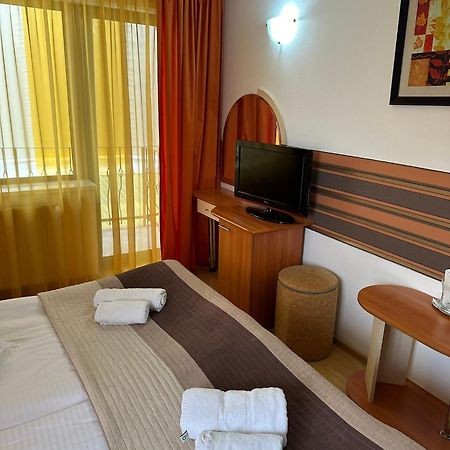 Restaurant Motel Dolorean Sacele Luaran gambar