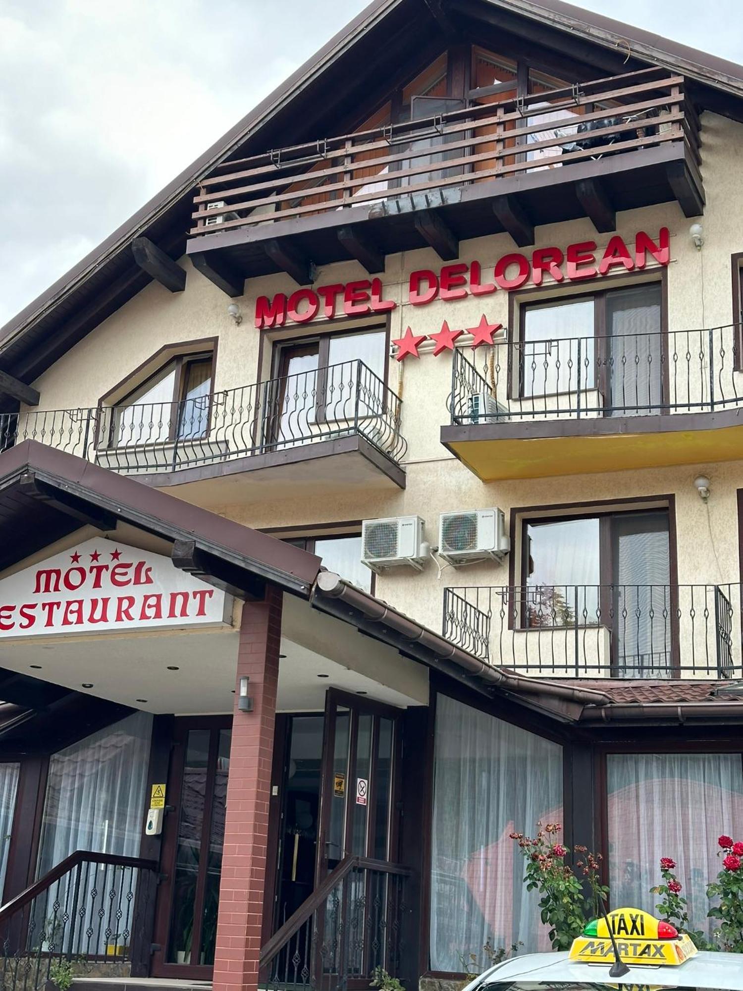 Restaurant Motel Dolorean Sacele Luaran gambar