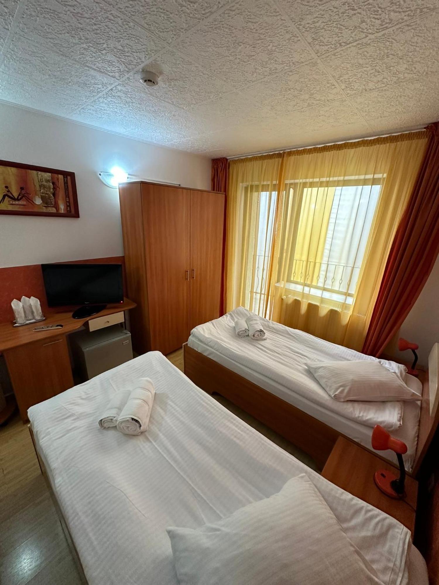 Restaurant Motel Dolorean Sacele Luaran gambar